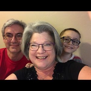 Meet your Posher, Sharon